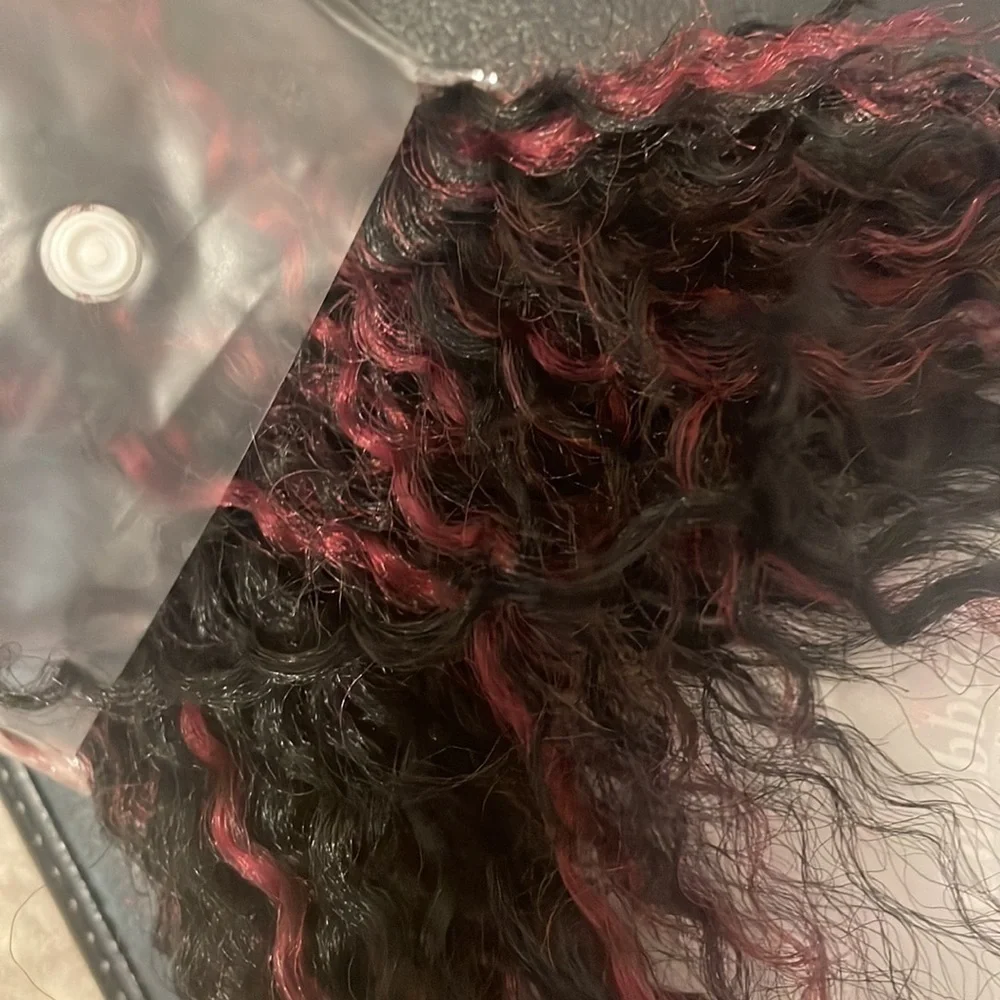 Caribbean Bundle Braids in Brazilian Curl, 1 pack​​​​​​​​​​​​​​​​